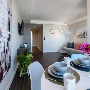Apartment Clean 4th Floor 1 Bedroom Apt In Old Town China Town, Victoria