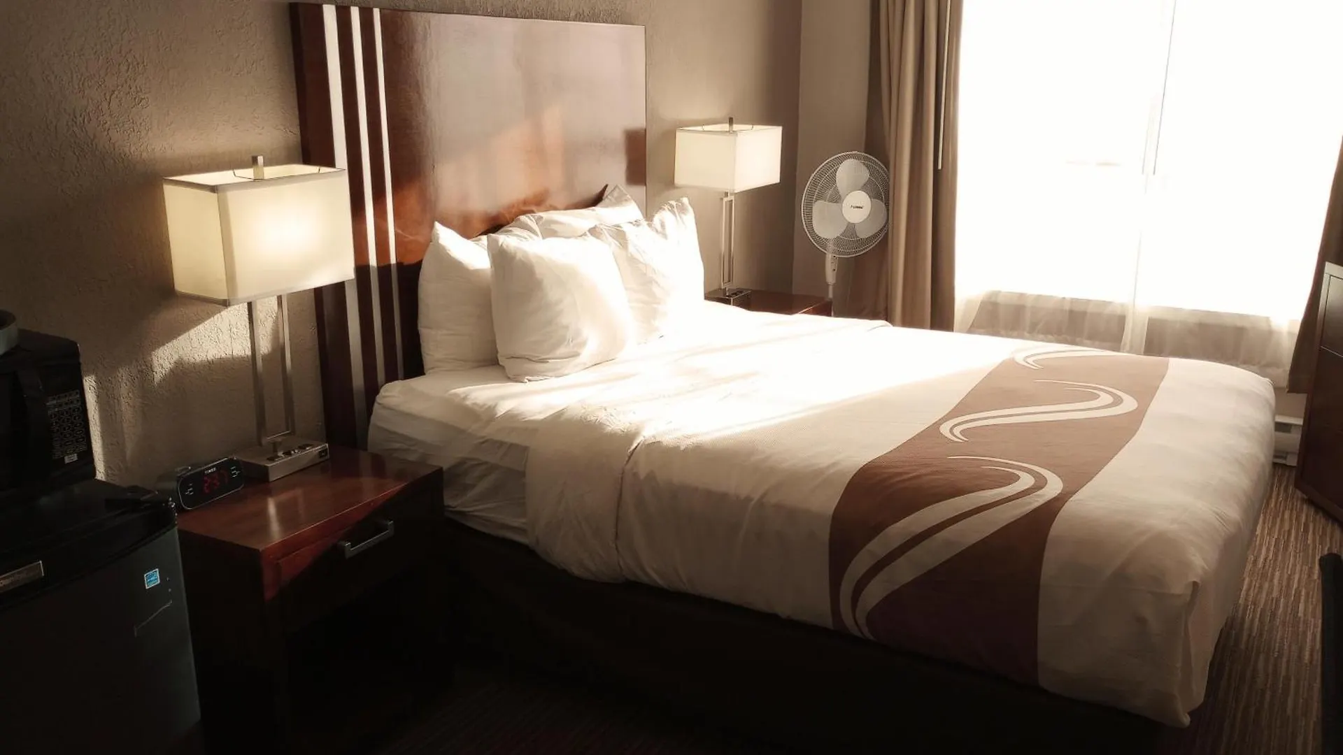 Quality Inn Downtown Inner Harbour Victoria Canada