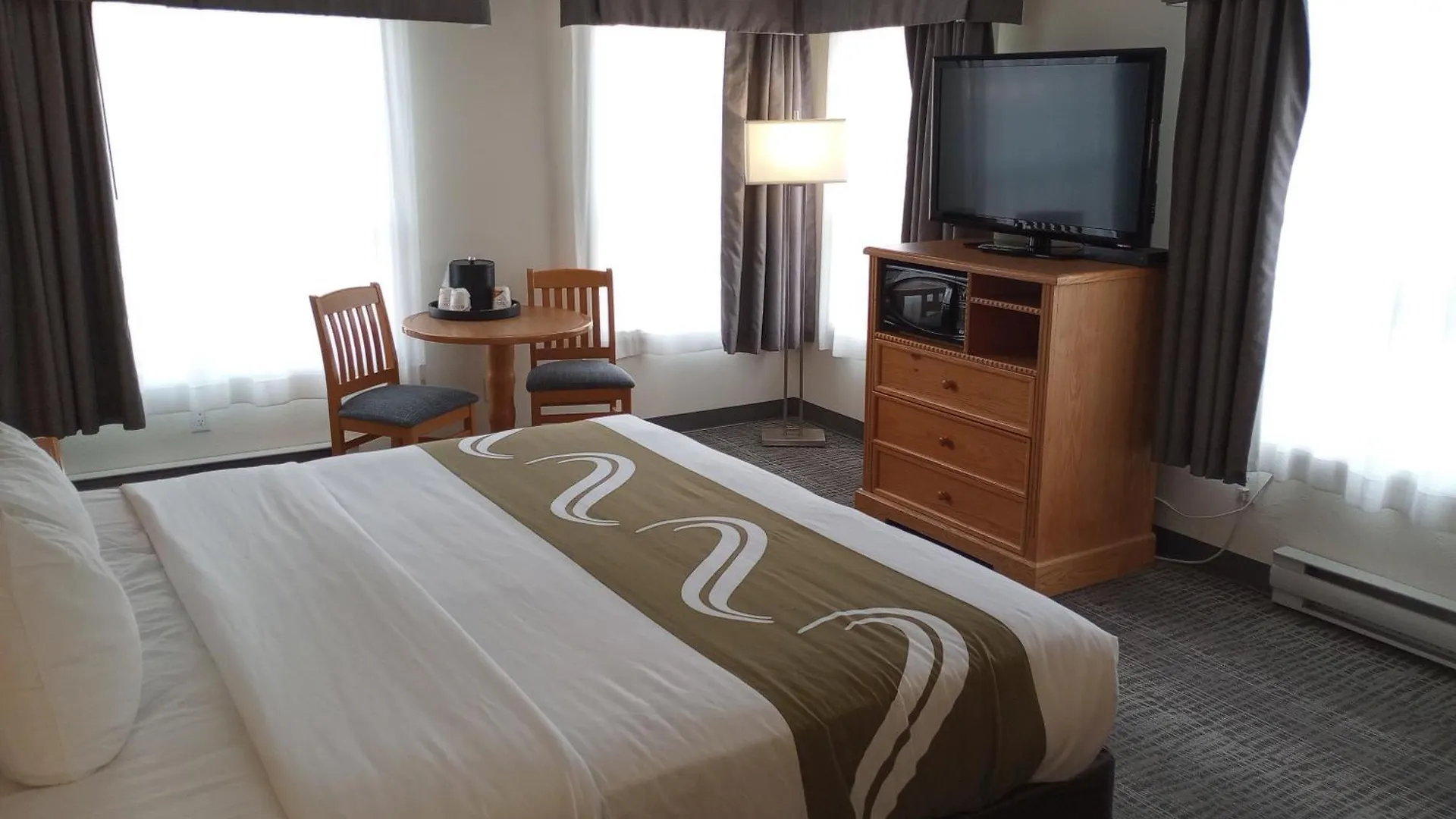 Quality Inn Downtown Inner Harbour Victoria
